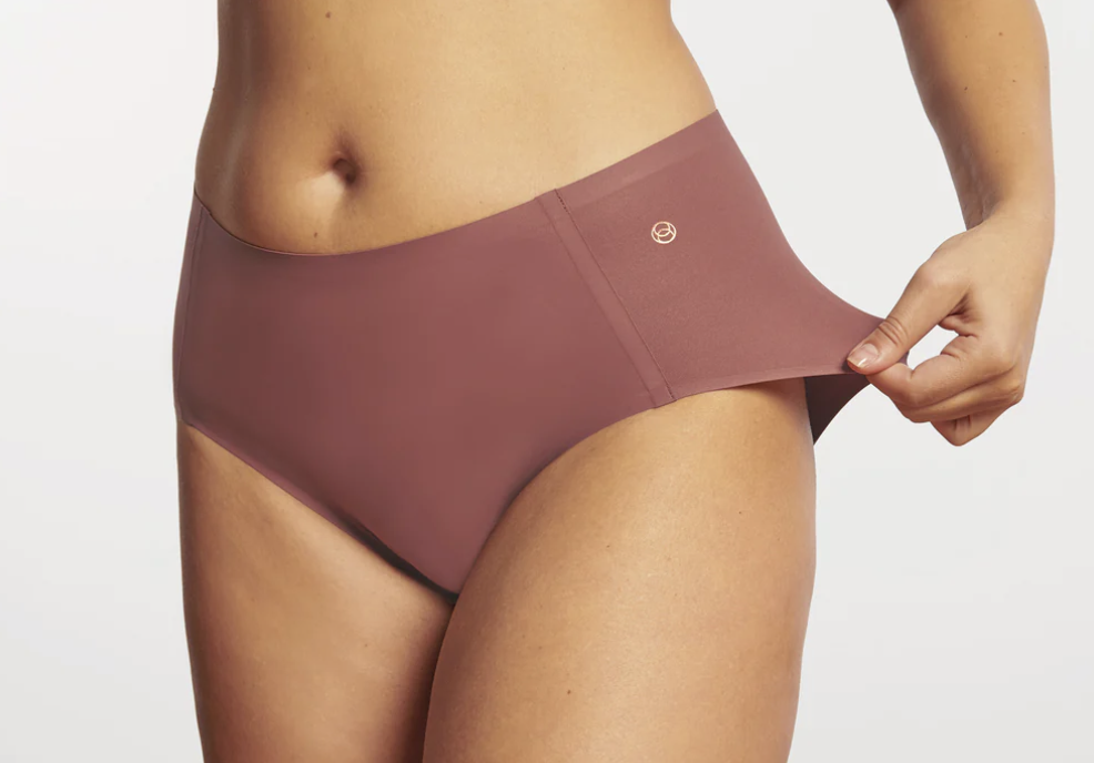 EB High Waist Panty - Image 7