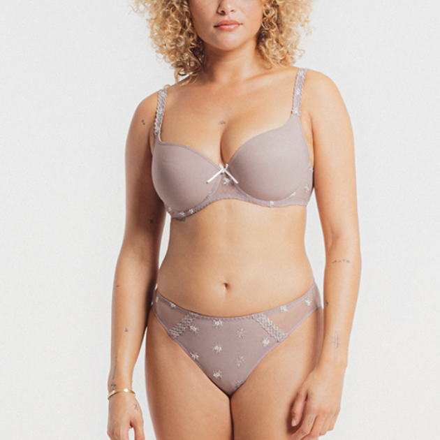 Chantilly Coque- Fully Coverage