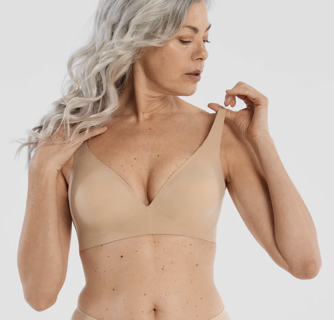 Evelyn Bobbie StarlettePlunge